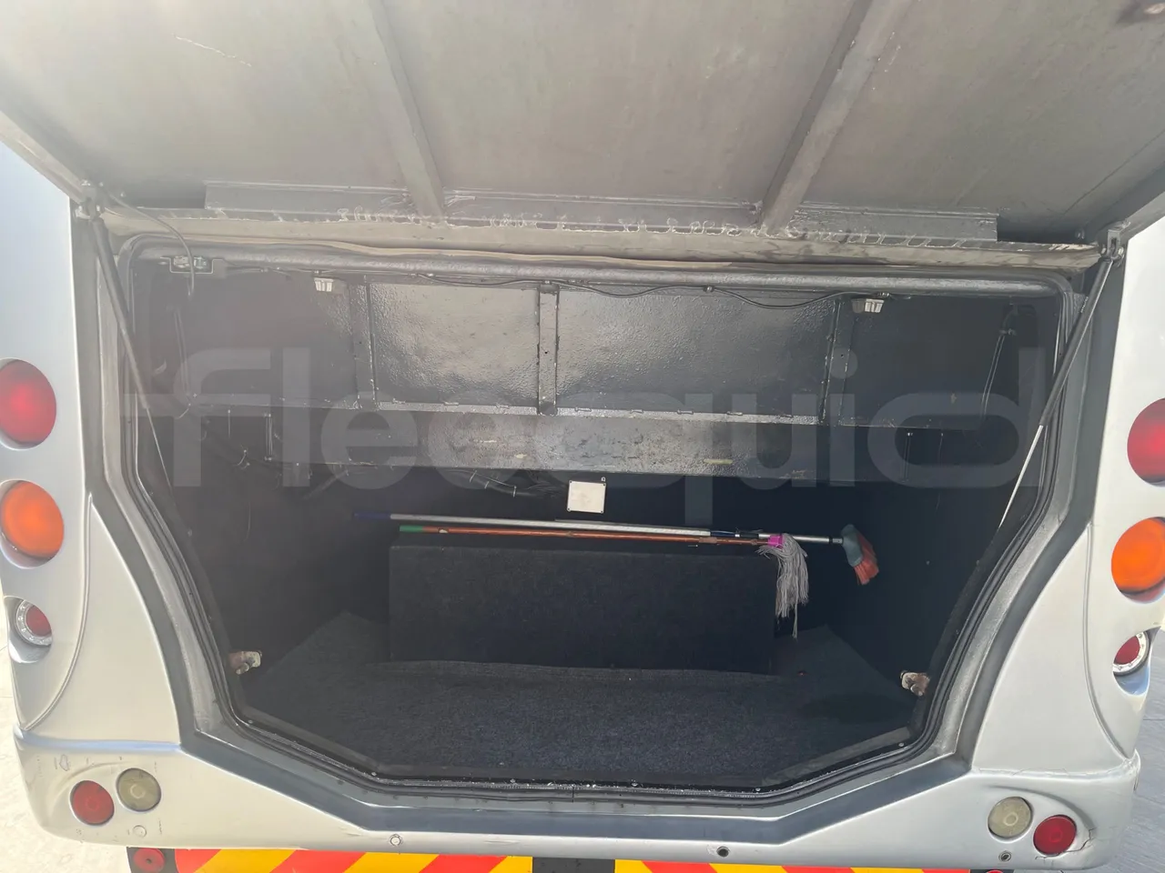 Mercedes-Benz Sprinter 416CD  - Euro3 - 115kW - 6.985mt - luggage rack photo