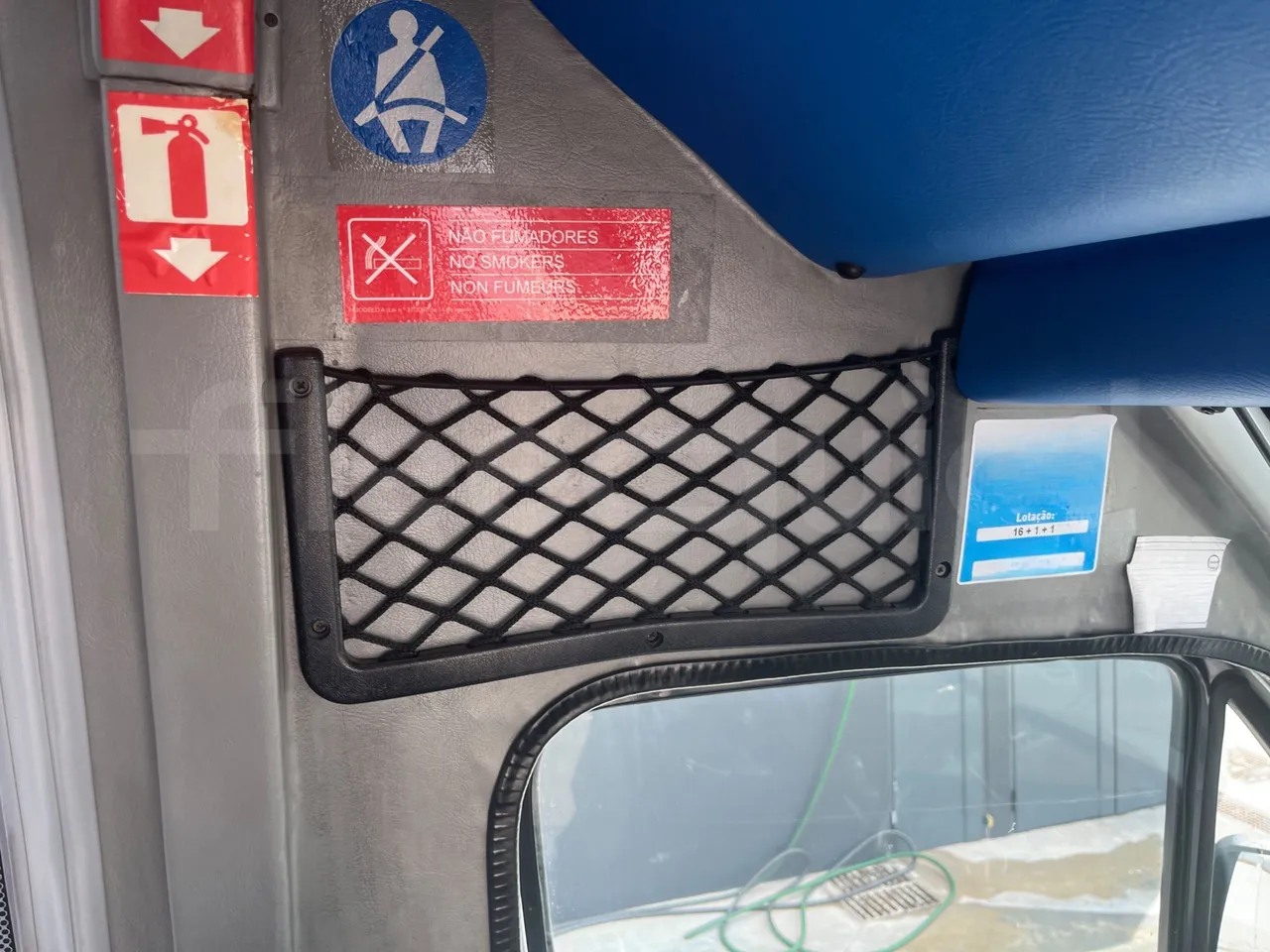 Mercedes-Benz Sprinter 416CD  - Euro3 - 115kW - 6.985mt - overhead compartments photo