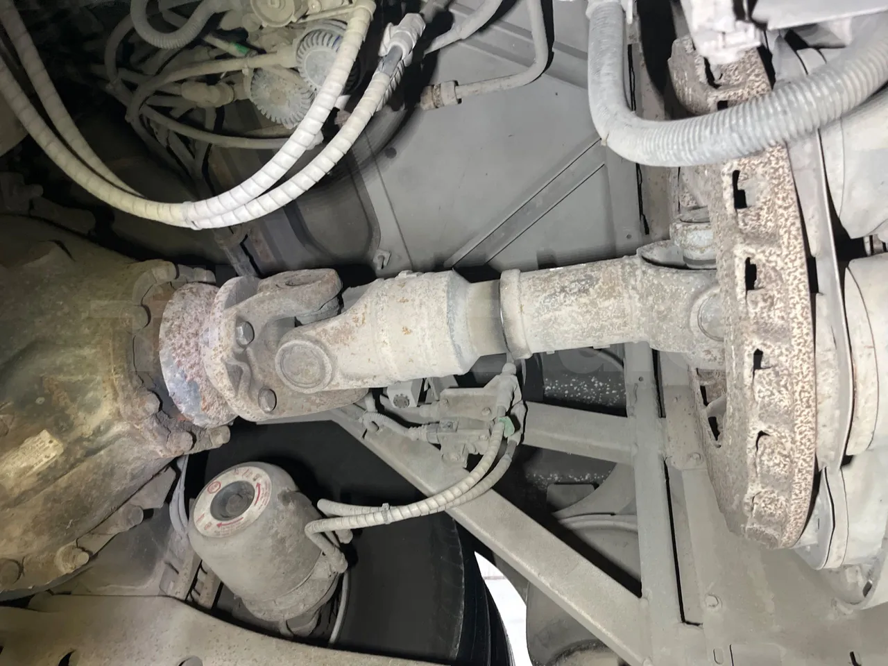 Iveco Recreo SFR160 - Euro5 - 243 kW - 12.760 mt - driveshaft photo