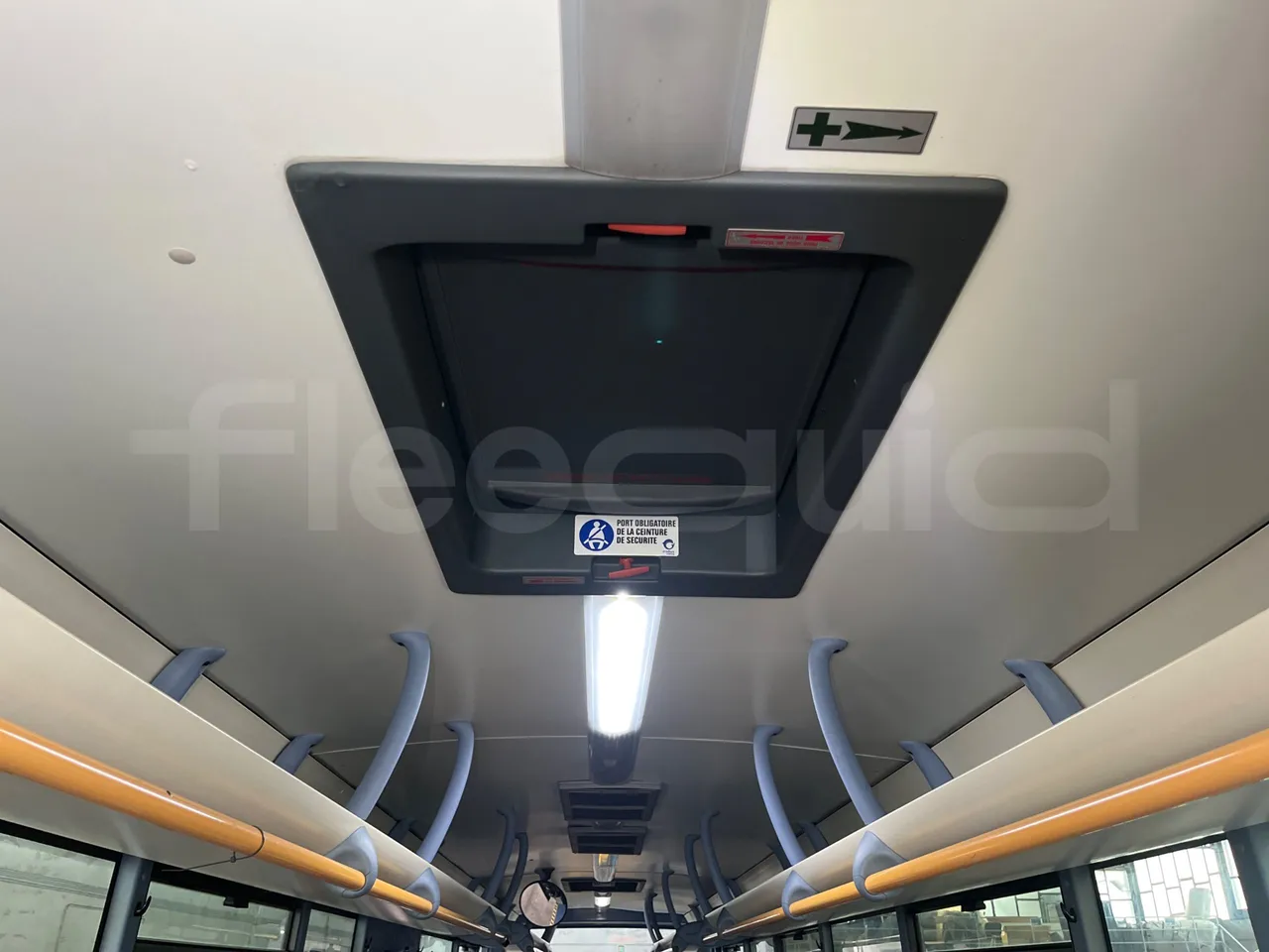 Iveco Recreo SFR160 - Euro5 - 243 kW - 12.760 mt - roof hatch 1