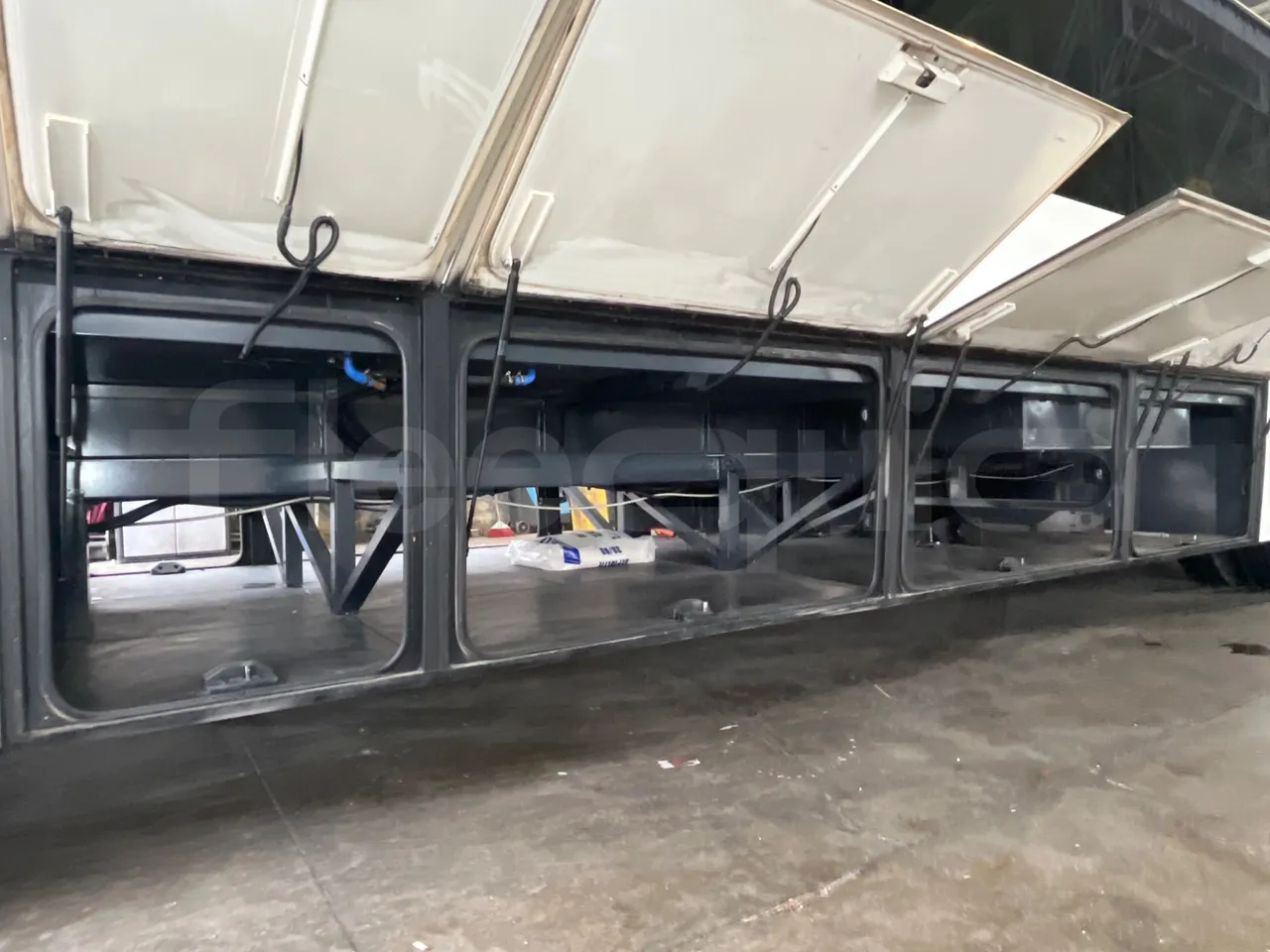 Iveco Recreo SFR160 - Euro5 - 243 kW - 12.760 mt - internal frame rust check