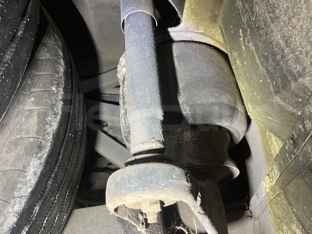 Iveco Recreo SFR160 - Euro5 - 243 kW - 12.760 mt - axle 2 shock absorbers 2 left