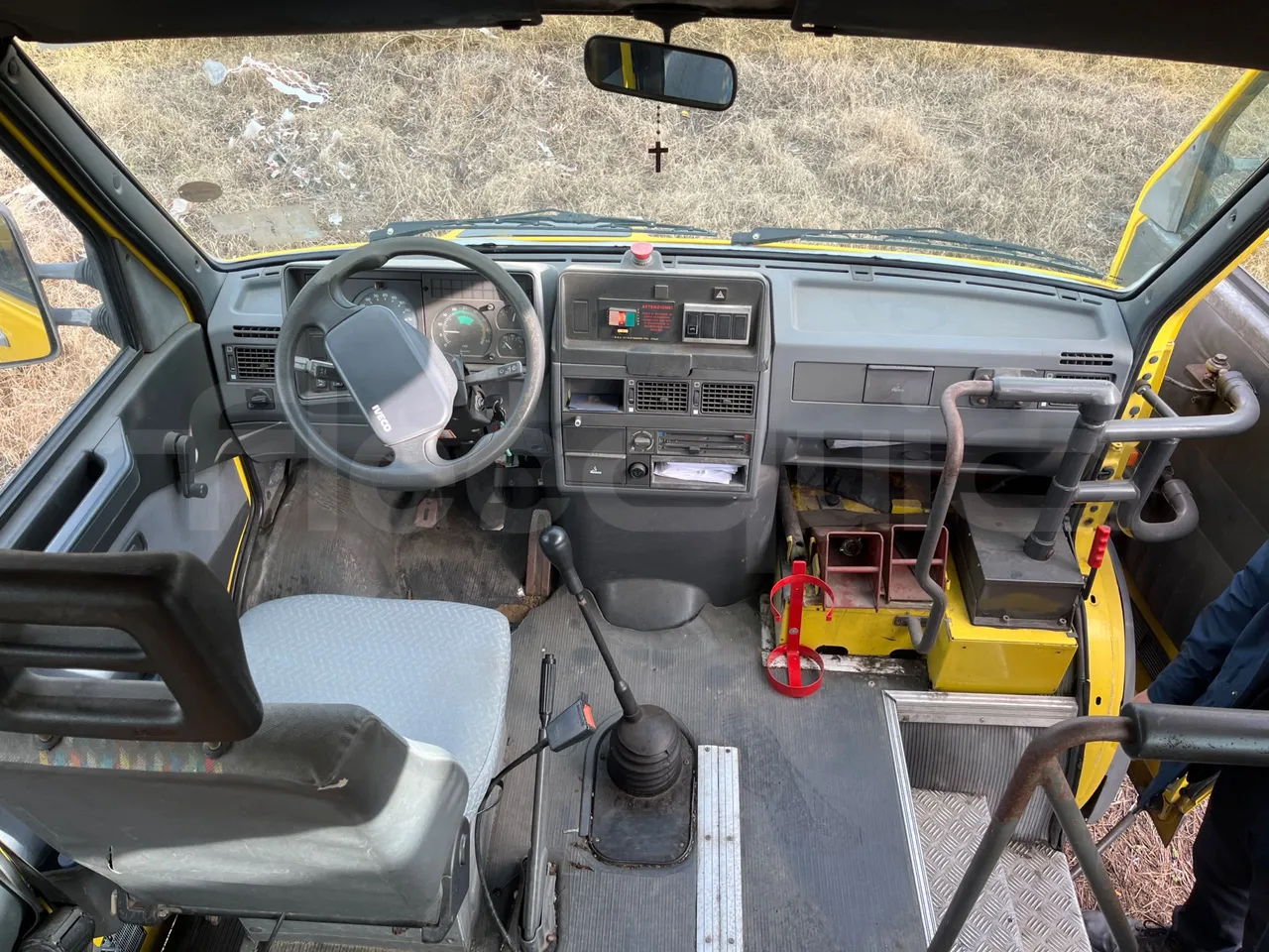 Iveco Turbo Daily A45E10 - Euro2 - 76kW - 6.860mt - buttons panels on