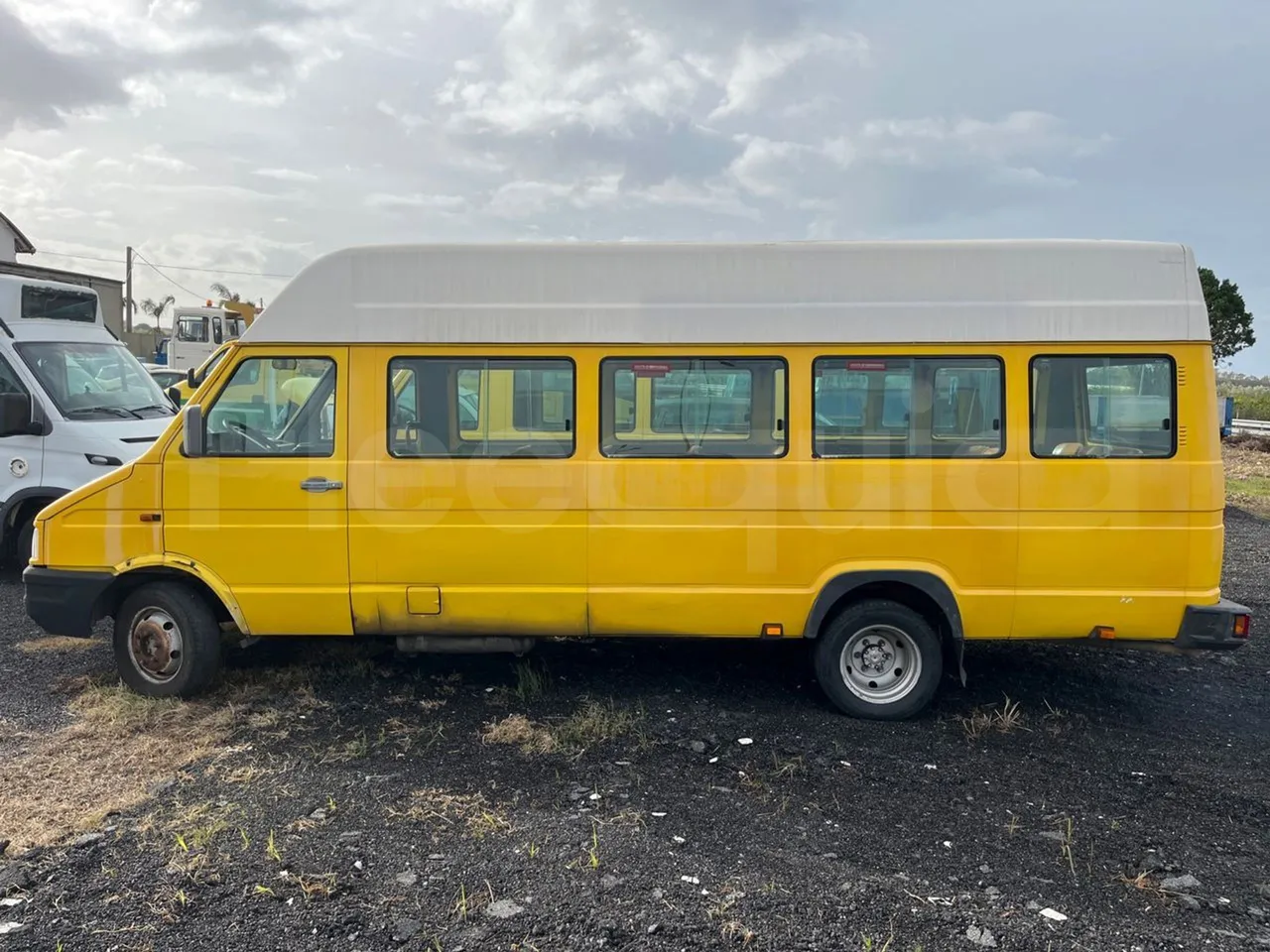 Iveco Turbo Daily A45E10 - Euro2 - 76kW - 6.860mt - left side photo
