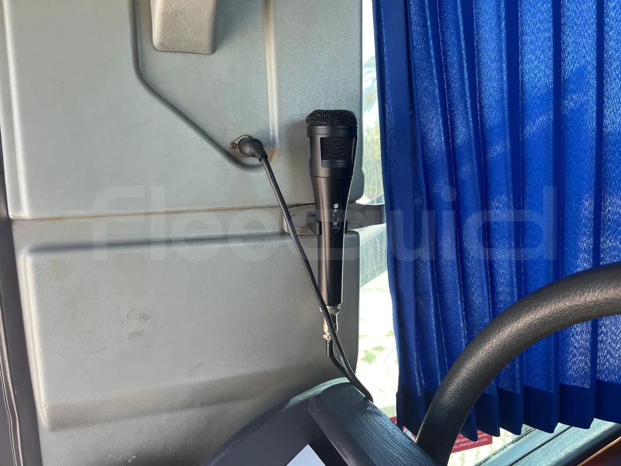 Volvo B12 B - 2008 - Euro4 - 309kW - 12.200mt - hostes microphone accessories photo
