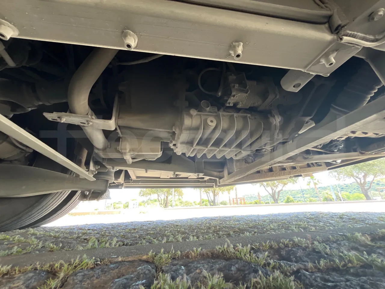 Volvo B12 B - 2008 - Euro4 - 309kW - 12.200mt - gearbox photo