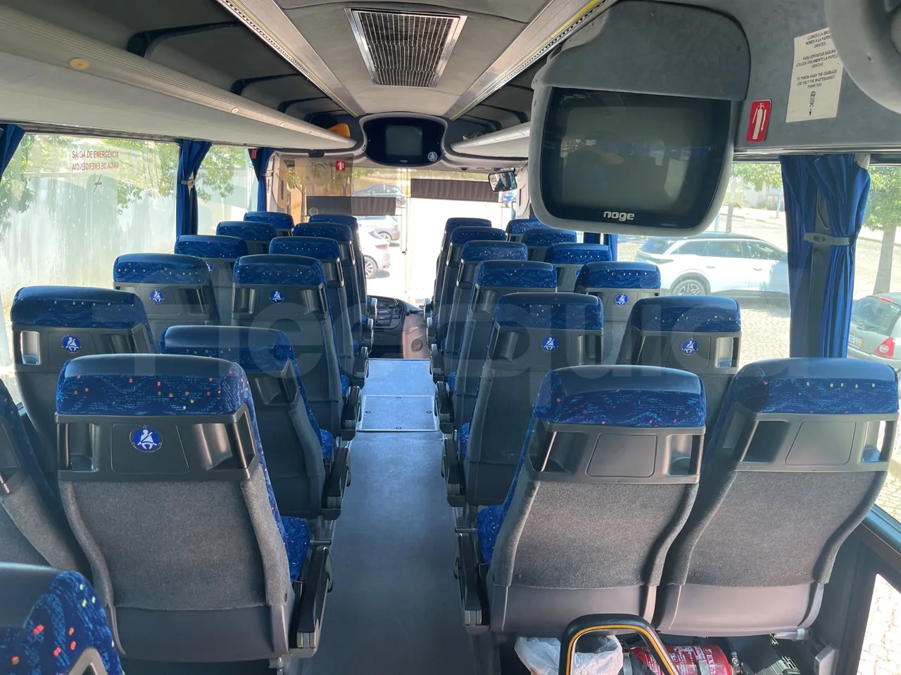 Volvo B12 B - 2008 - Euro4 - 309kW - 12.200mt - forward view middle aisle