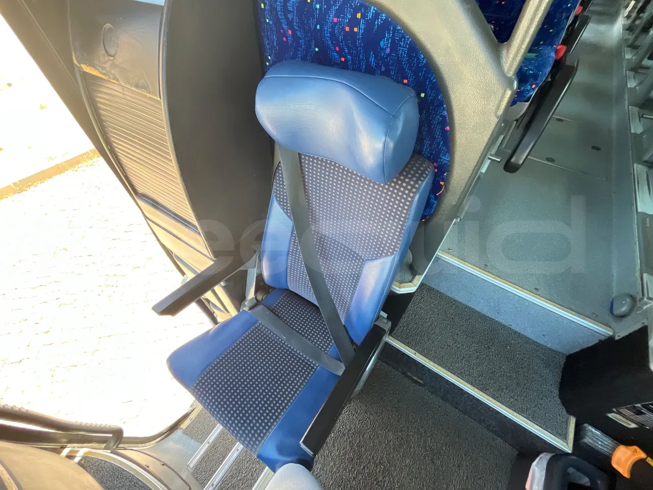 Volvo B12 B - 2008 - Euro4 - 309kW - 12.200mt - hostess seat photo