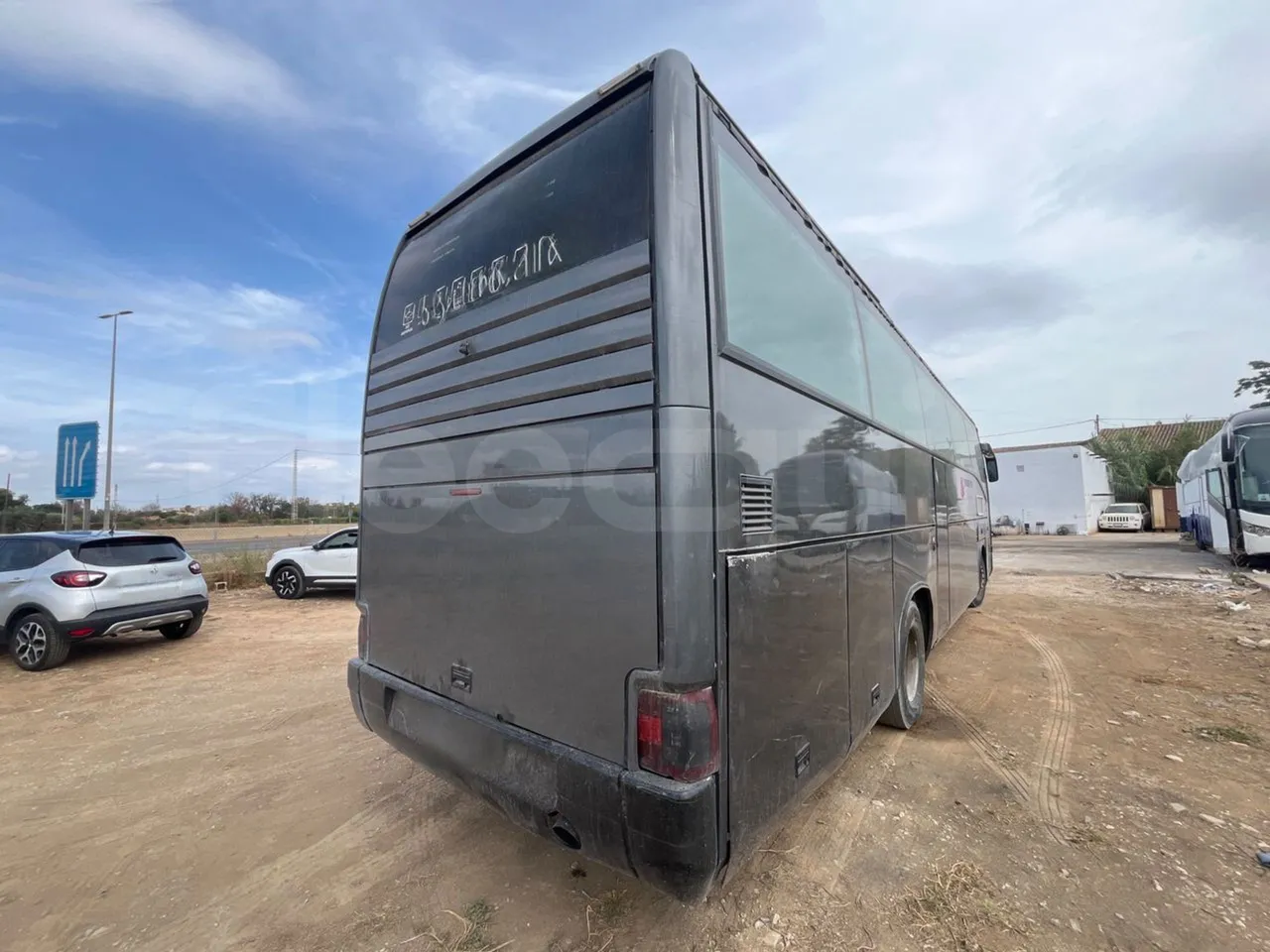 Volvo Eurostar E B12 4X2 12A/ Euro 2 - 309 Kw - 12 Mt - 3/4 right rear doors closed