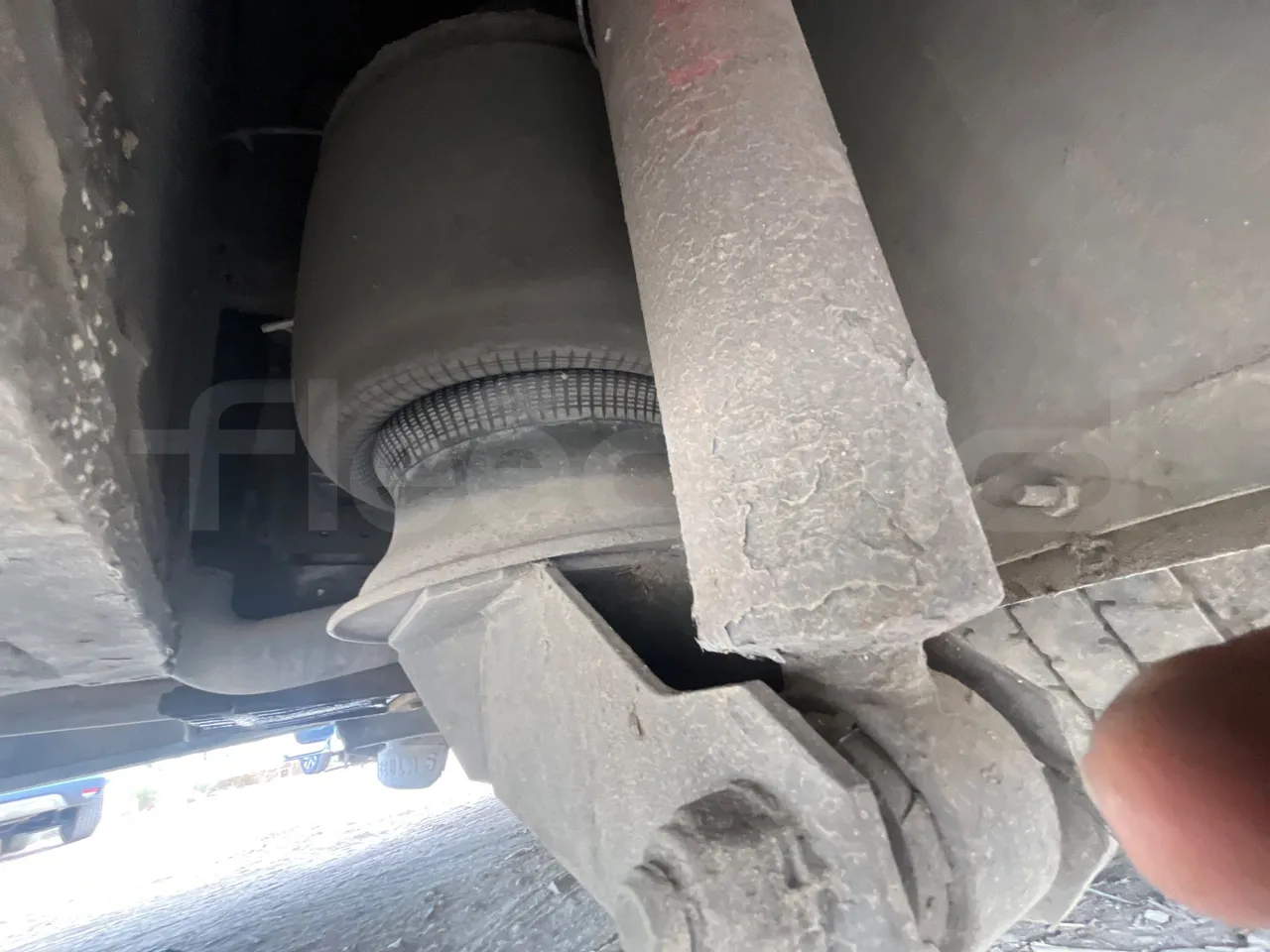 Volvo Eurostar E B12 4X2 12A/ Euro 2 - 309 Kw - 12 Mt - axel 2 air springs 2 right