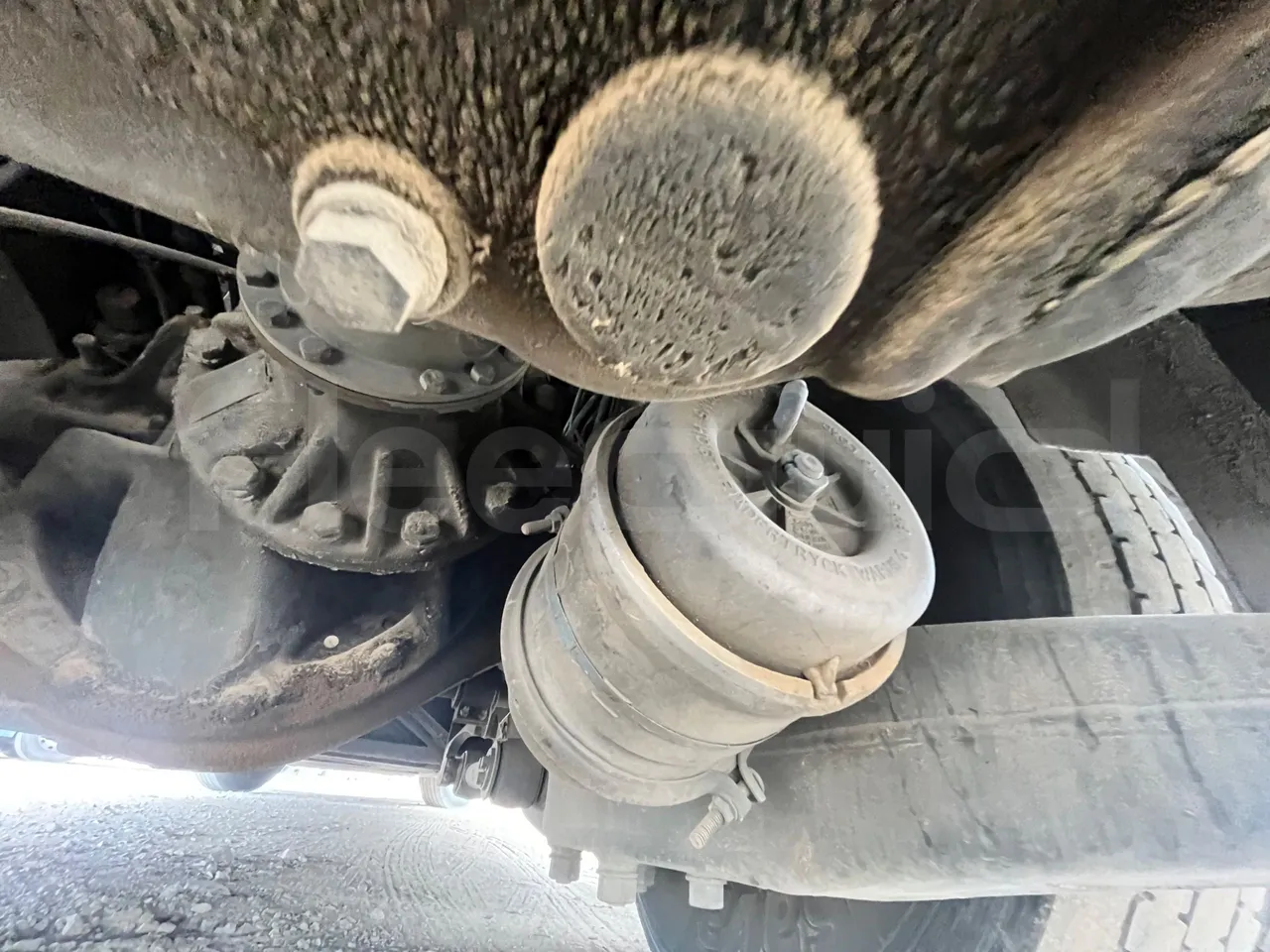 Volvo Eurostar E B12 4X2 12A/ Euro 2 - 309 Kw - 12 Mt - axle 2 caliper brakes left