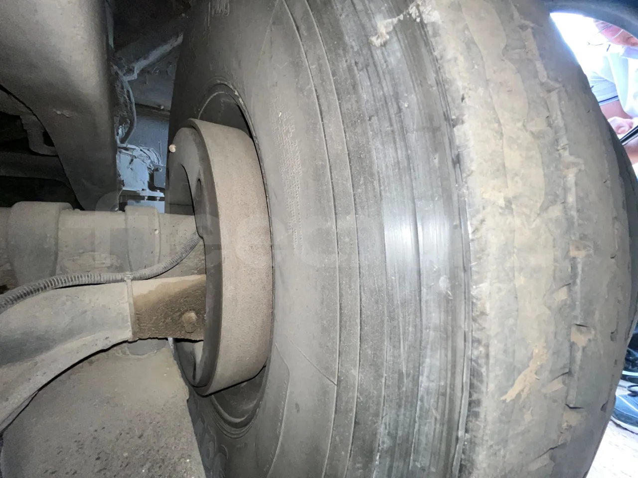 Volvo Eurostar E B12 4X2 12A/ Euro 2 - 309 Kw - 12 Mt - axle 2 discs right