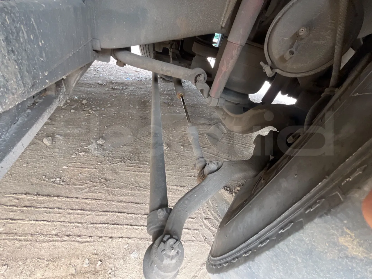 Volvo Eurostar E B12 4X2 12A/ Euro 2 - 309 Kw - 12 Mt - front shock absorbers right