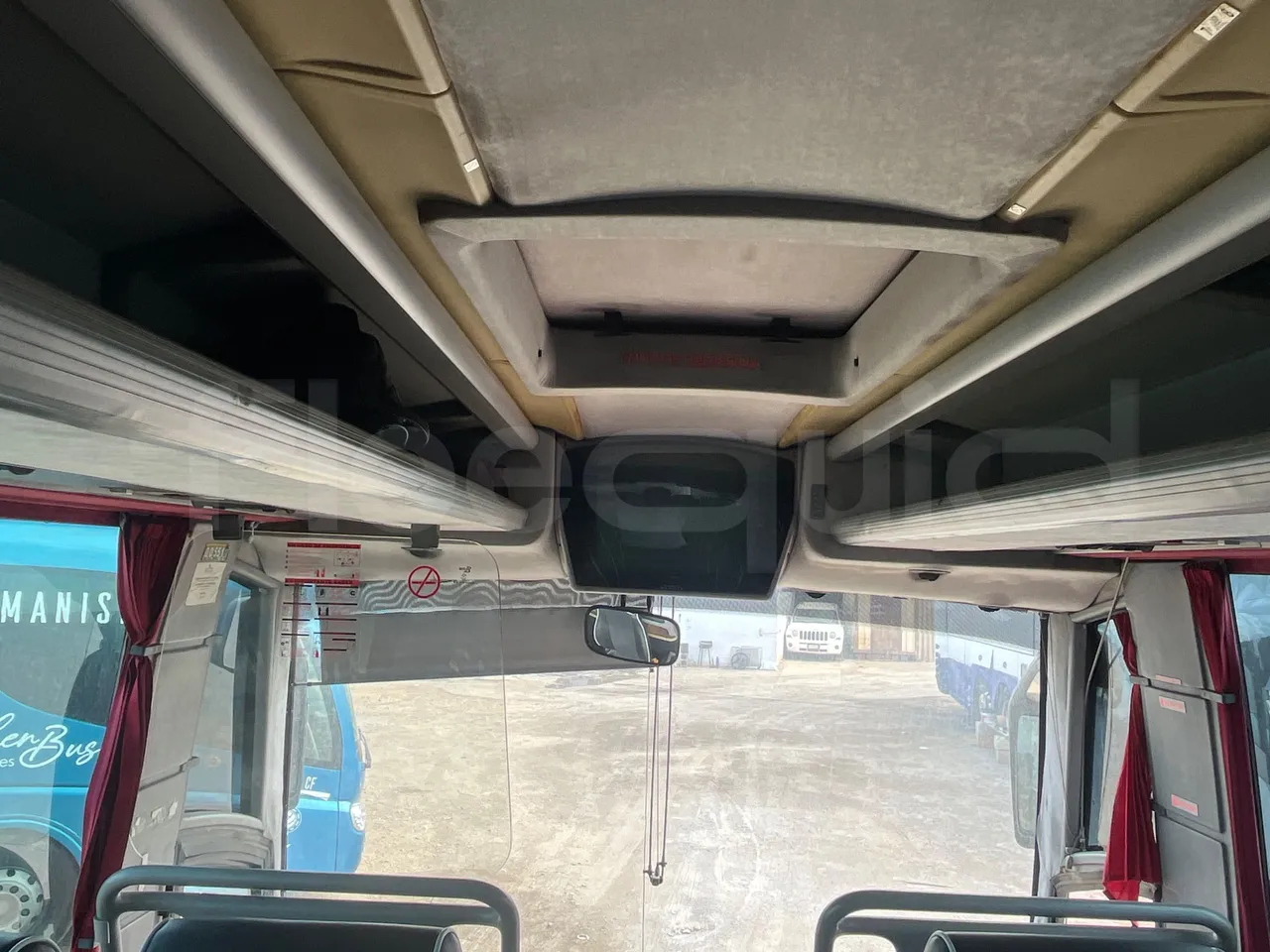 Volvo Eurostar E B12 4X2 12A/ Euro 2 - 309 Kw - 12 Mt - monitor detail photo