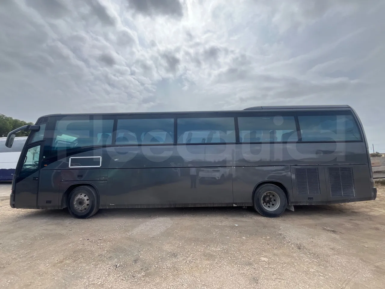 Volvo Eurostar E B12 4X2 12A/ Euro 2 - 309 Kw - 12 Mt - left side photo