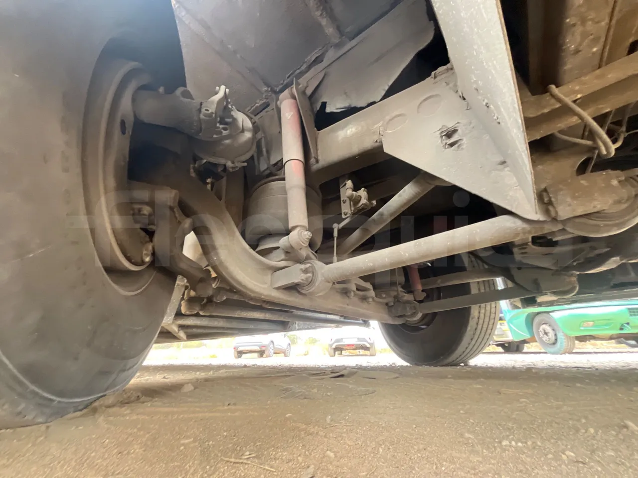 Volvo Eurostar E B12 4X2 12A/ Euro 2 - 309 Kw - 12 Mt - front axle right side