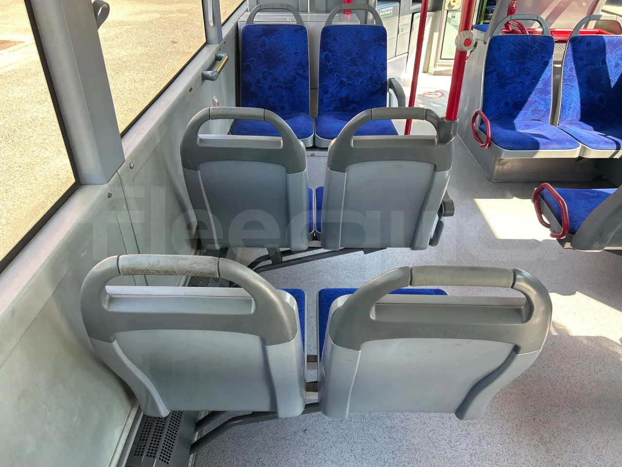 Mercedes-Benz Citaro G O530/Euro 4 - 260 Kw - 17,940 Mt - mesh detail photo