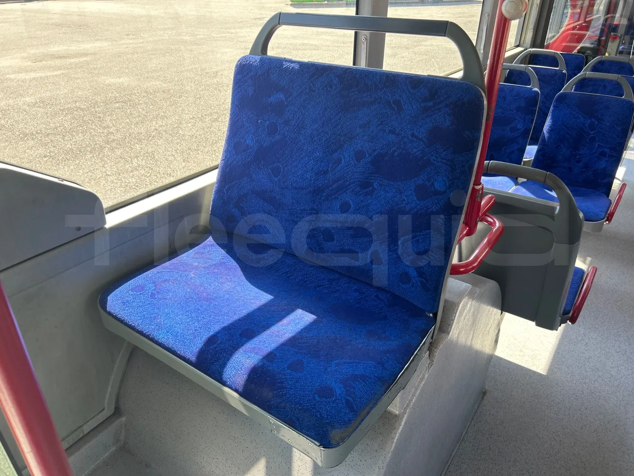 Mercedes-Benz Citaro G O530/Euro 4 - 260 Kw - 17,940 Mt - single seat detail