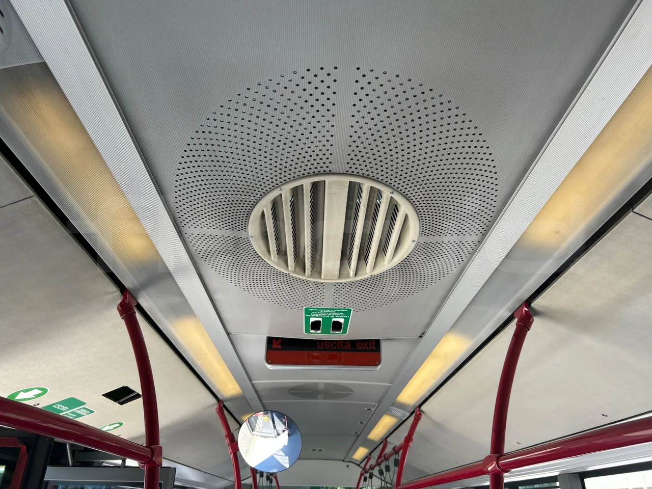 Mercedes-Benz Citaro G O530/Euro 4 - 260 Kw - 17,940 Mt - roof hatch 3