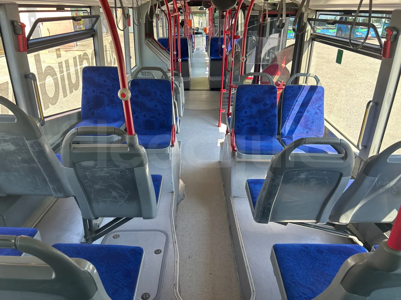 Mercedes-Benz Citaro G O530/Euro 4 - 260 Kw - 17,940 Mt - forward view all seats last row height