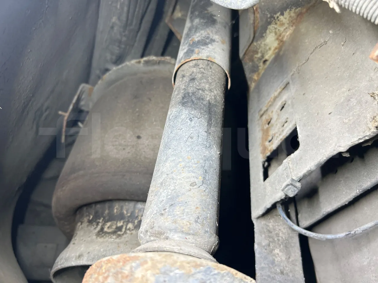 Mercedes-Benz Citaro G O530/Euro 4 - 260 Kw - 17,940 Mt - axle 3 air springs 1 left