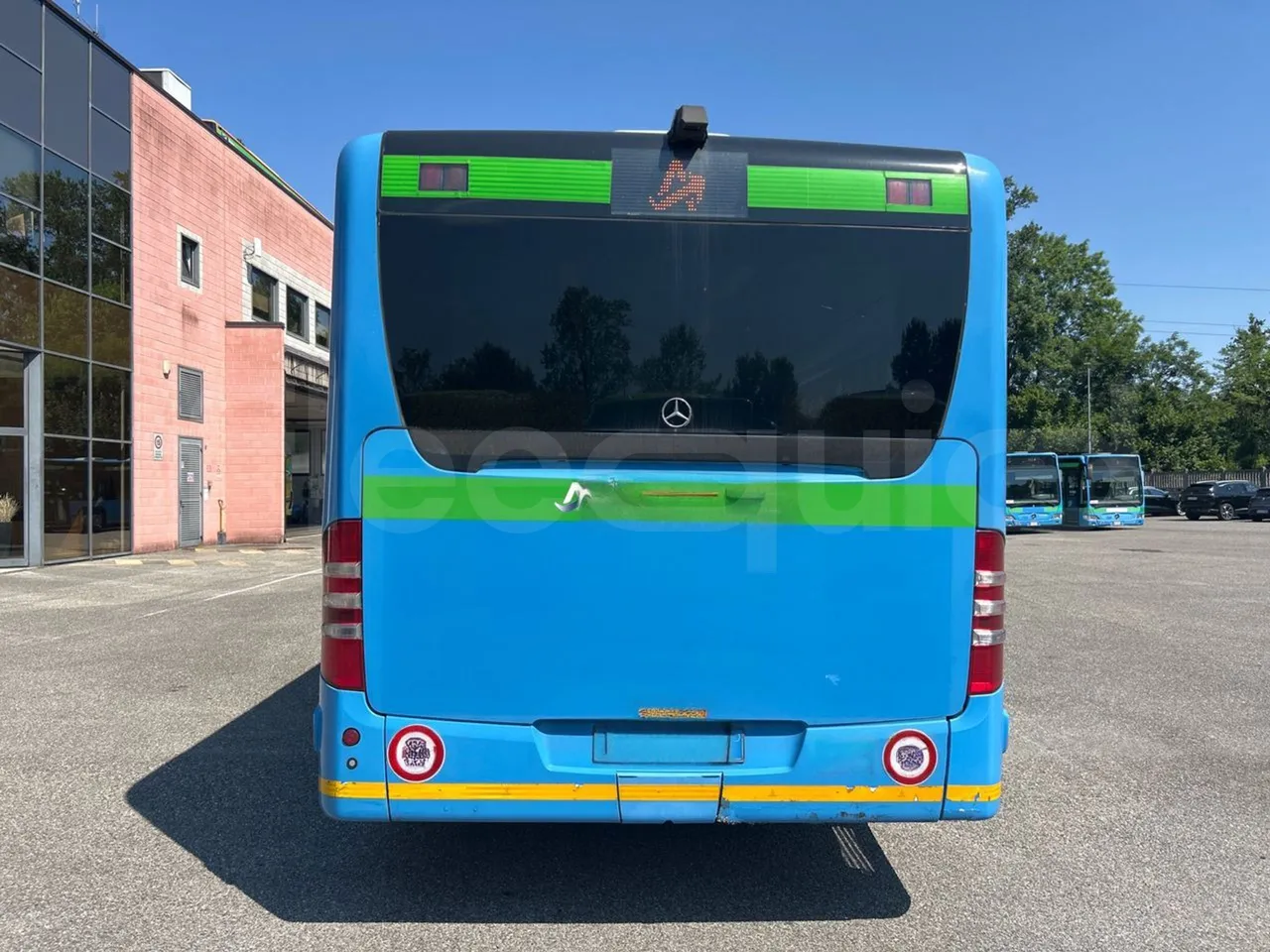 Mercedes-Benz Citaro G O530/Euro 4 - 260 Kw - 17,940 Mt - rear hatch closed