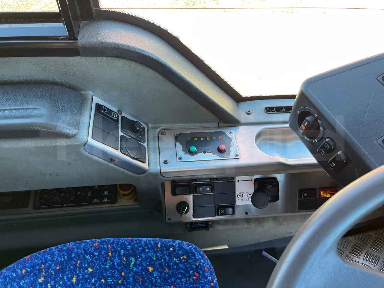 Mercedes-Benz O 530 G- 3P - Euro5 - 260kW - 17.940mt - onboard devices 1