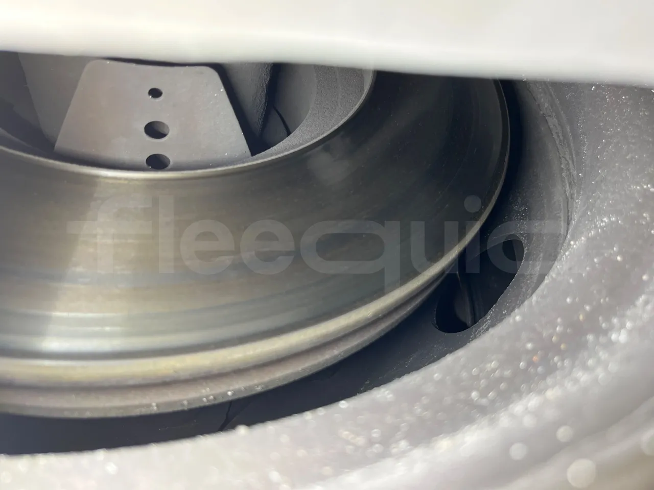 Mercedes-Benz O 530 G- 3P - Euro5 - 260kW - 17.940mt - axel 3 discs left