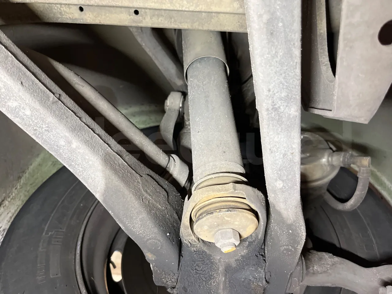 Mercedes-Benz O 530 G- 3P - Euro5 - 260kW - 17.940mt - front shock absorbers left