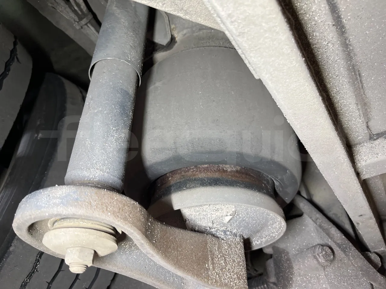 Mercedes-Benz O 530 G- 3P - Euro5 - 260kW - 17.940mt - axle 3 air springs 1 right