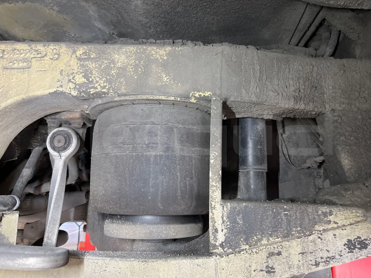 Mercedes-Benz O 530 G- 3P - Euro5 - 260kW - 17.940mt - axle 3 air springs 2 right