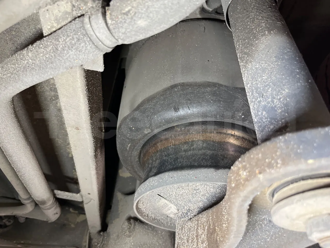 Mercedes-Benz O 530 G- 3P - Euro5 - 260kW - 17.940mt - axel 3 shock absorbers 2 left