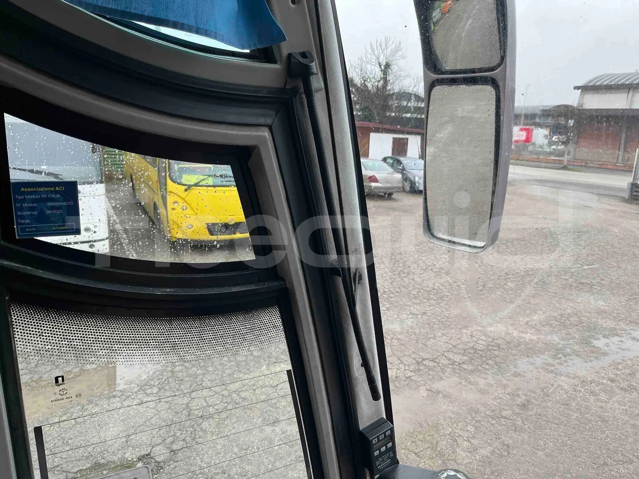 Irisbus Domino 391E.12.38 - EUR2 -276kW -12m - driver microphone accessories photo