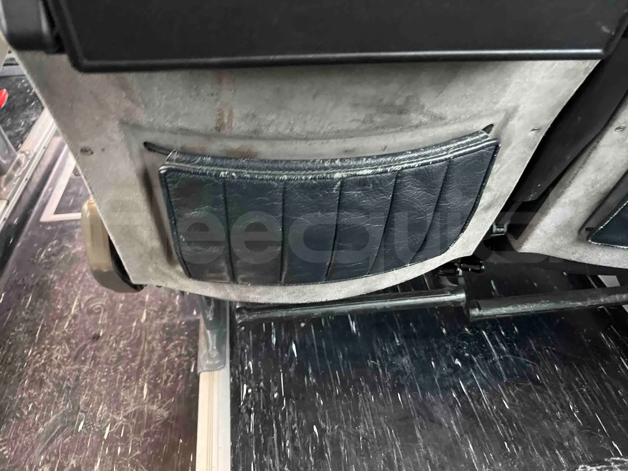 Irisbus Domino 391E.12.38 - EUR2 -276kW -12m - mesh detail photo