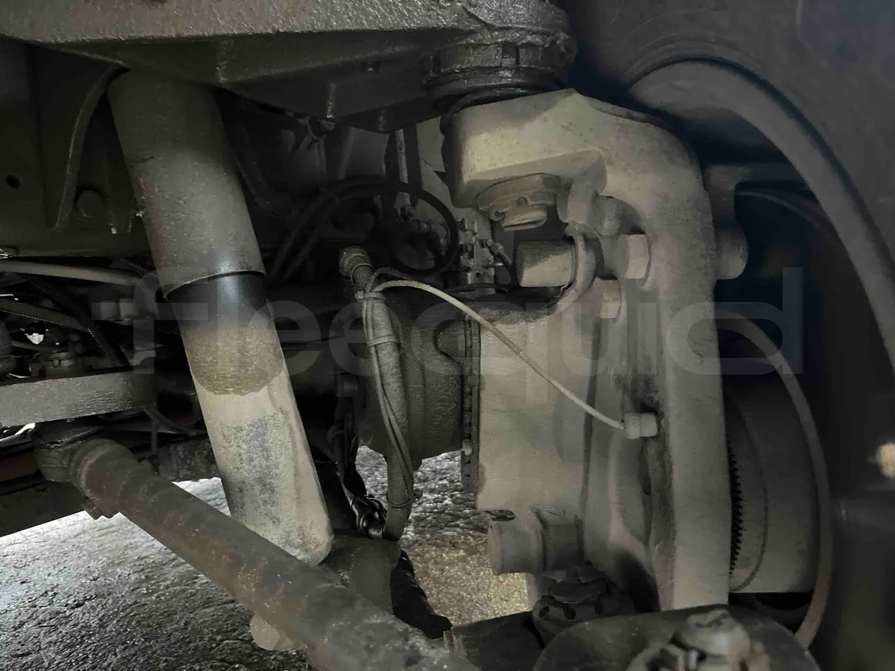 Irisbus Domino 391E.12.38 - EUR2 -276kW -12m - front brake calipers left