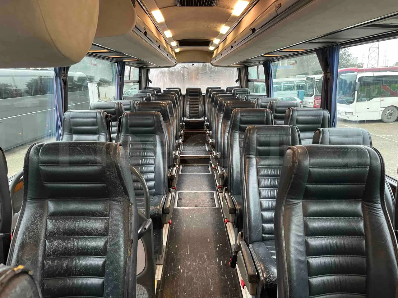 Irisbus Domino 391E.12.38 - EUR2 -276kW -12m - reverse view middle aisle