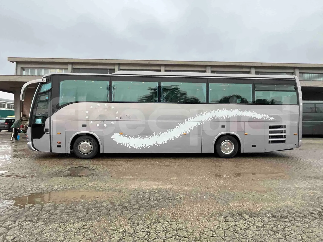 Irisbus Domino 391E.12.38 - EUR2 -276kW -12m - left side photo