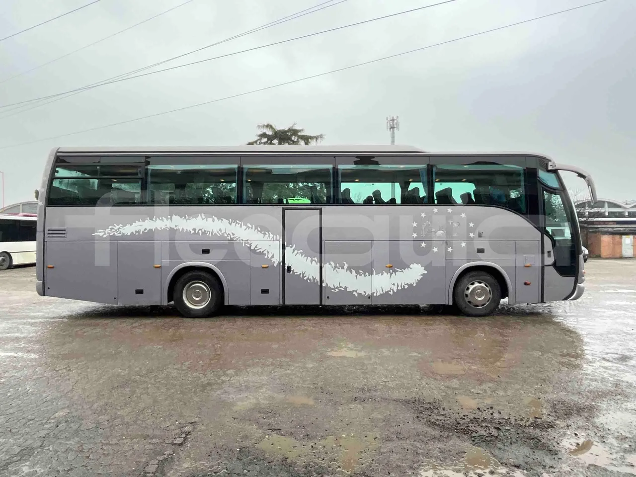 Irisbus Domino 391E.12.38 - EUR2 -276kW -12m - right side doors closed