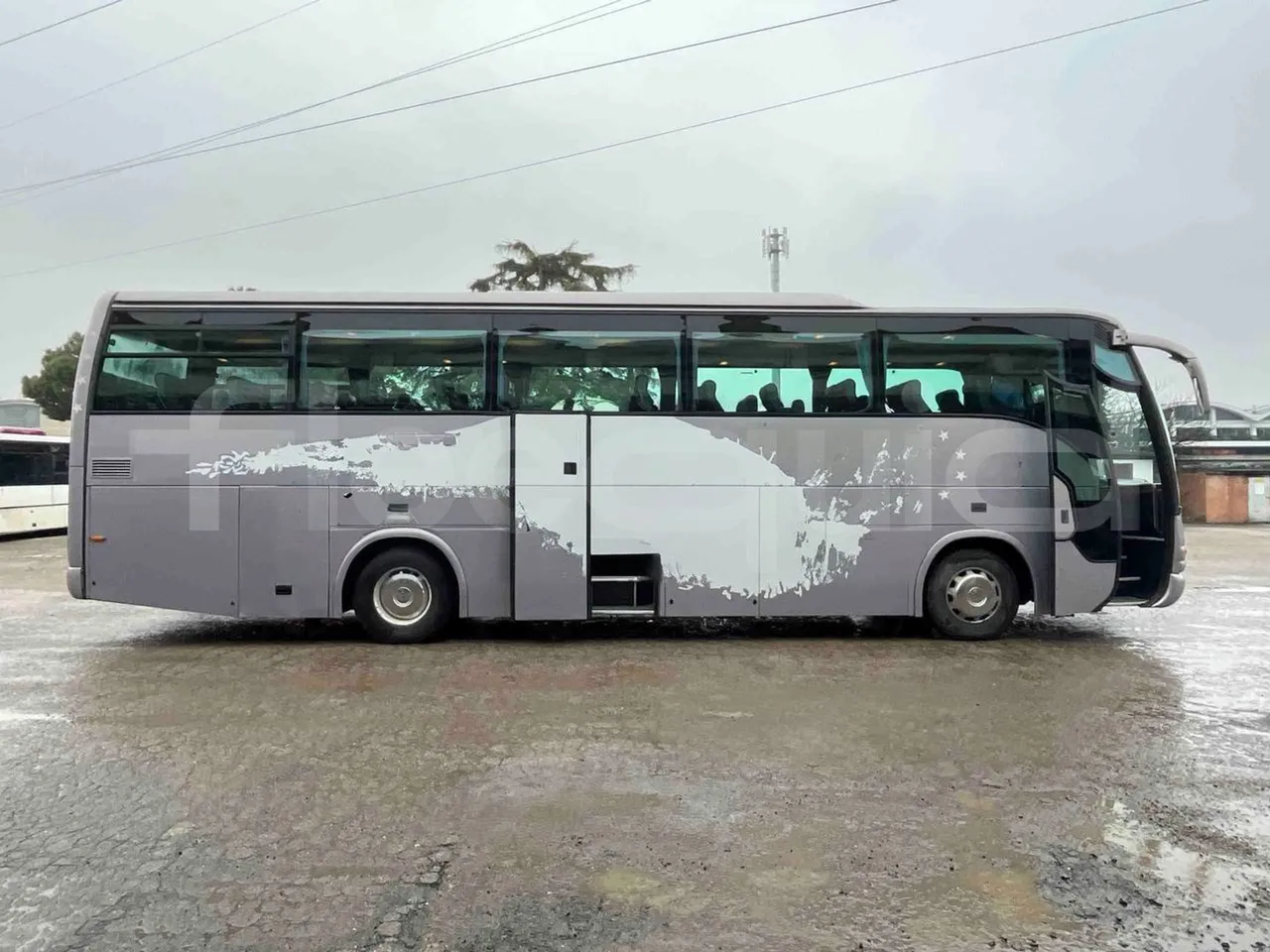 Irisbus Domino 391E.12.38 - EUR2 -276kW -12m - right side doors open