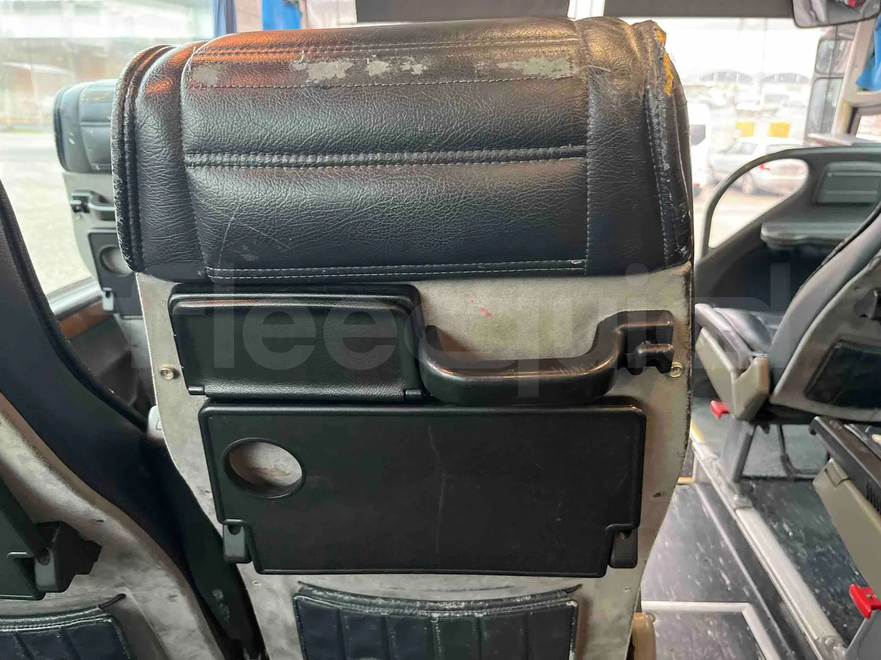 Irisbus Domino 391E.12.38 - EUR2 -276kW -12m - table detail photo