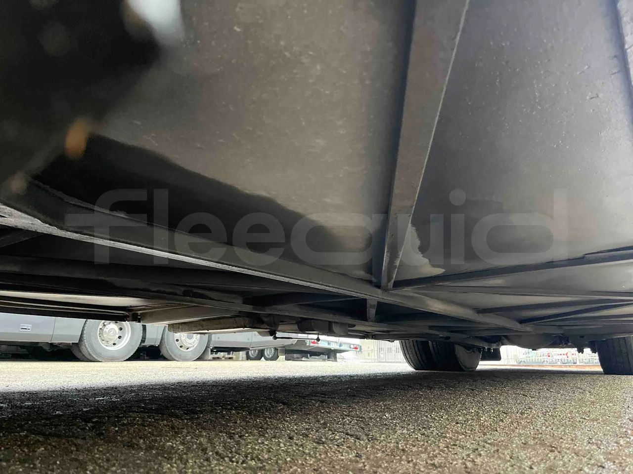 Irisbus Domino 391E.12.38 - EUR2 -276kW -12m - central undercarriage photo