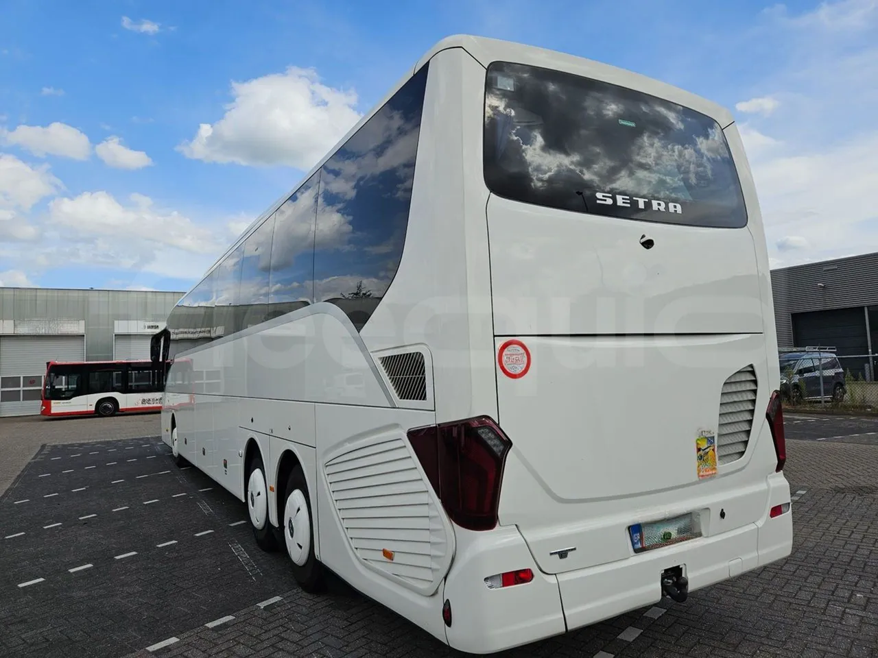 Setra S517 410 03 -EUR6-315kW -13.94m - 3/4 left rear side