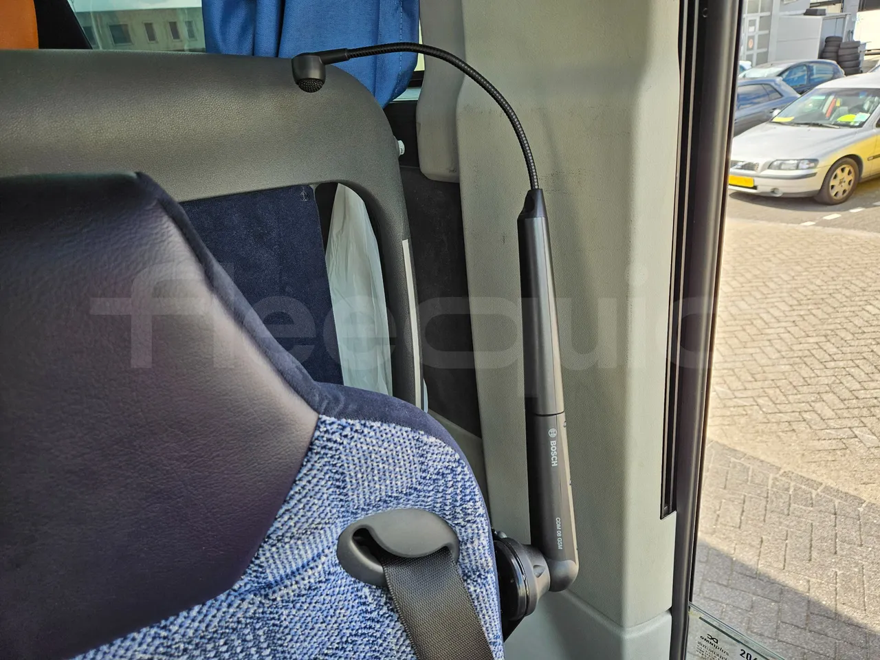 Setra S517 410 03 -EUR6-315kW -13.94m - driver microphone accessories photo