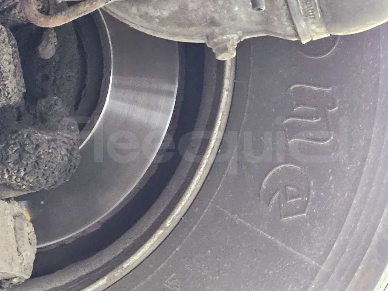 Setra S517 410 03 -EUR6-315kW -13.94m - axel 3  discs right
