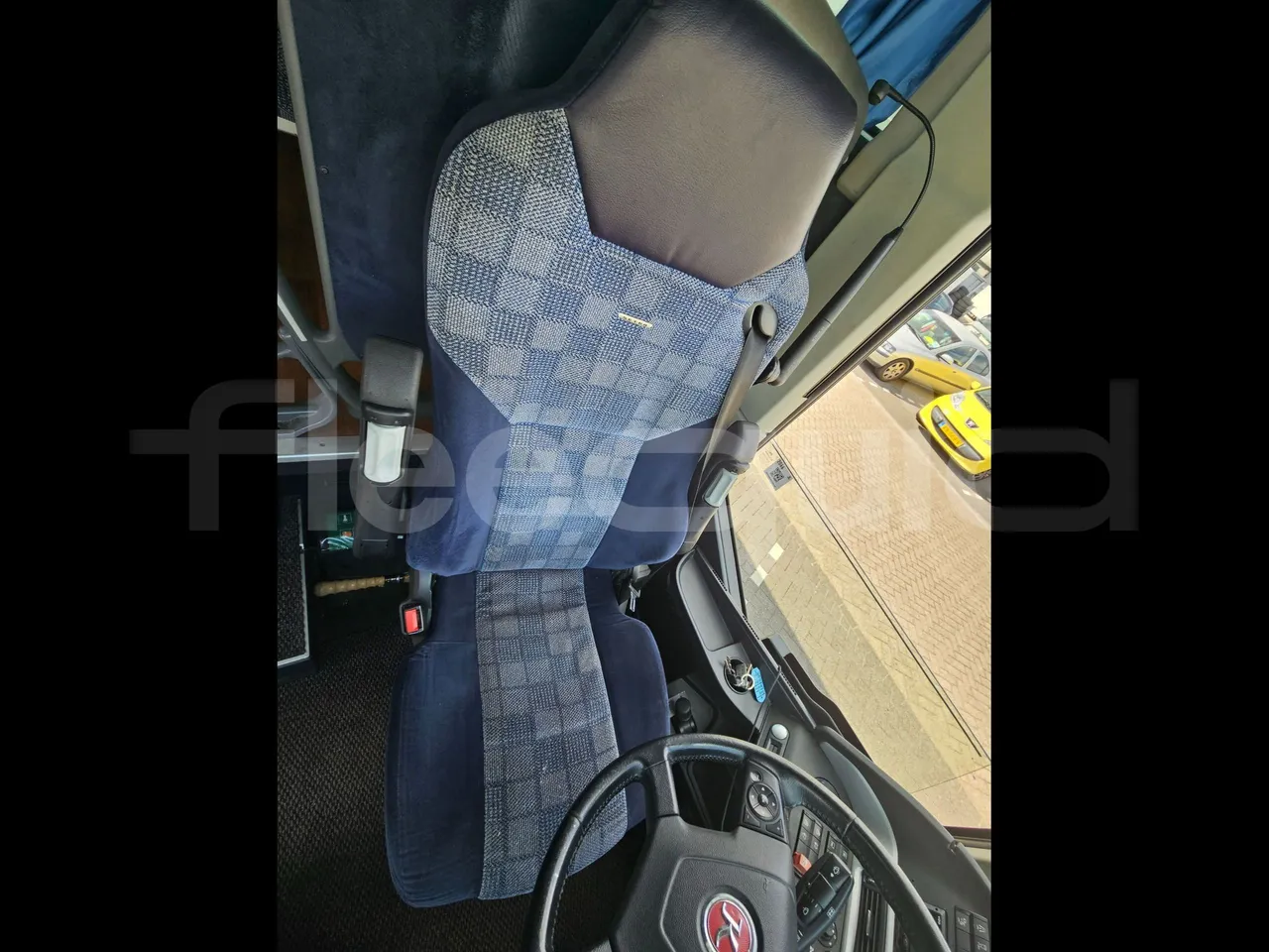 Setra S517 410 03 -EUR6-315kW -13.94m - driver's seat photo (mandatory for bus to scrap)