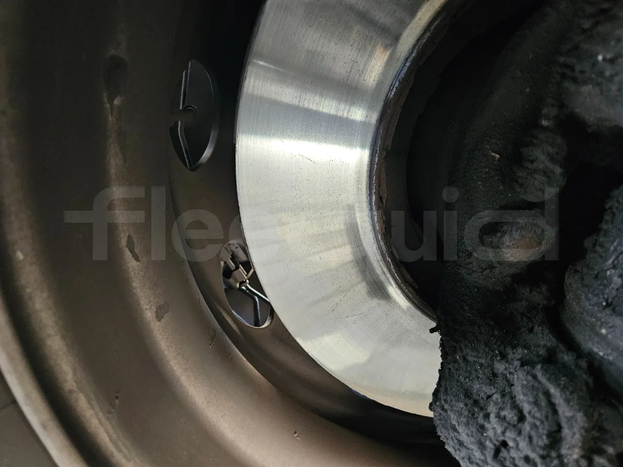 Setra S517 410 03 -EUR6-315kW -13.94m - front discs left