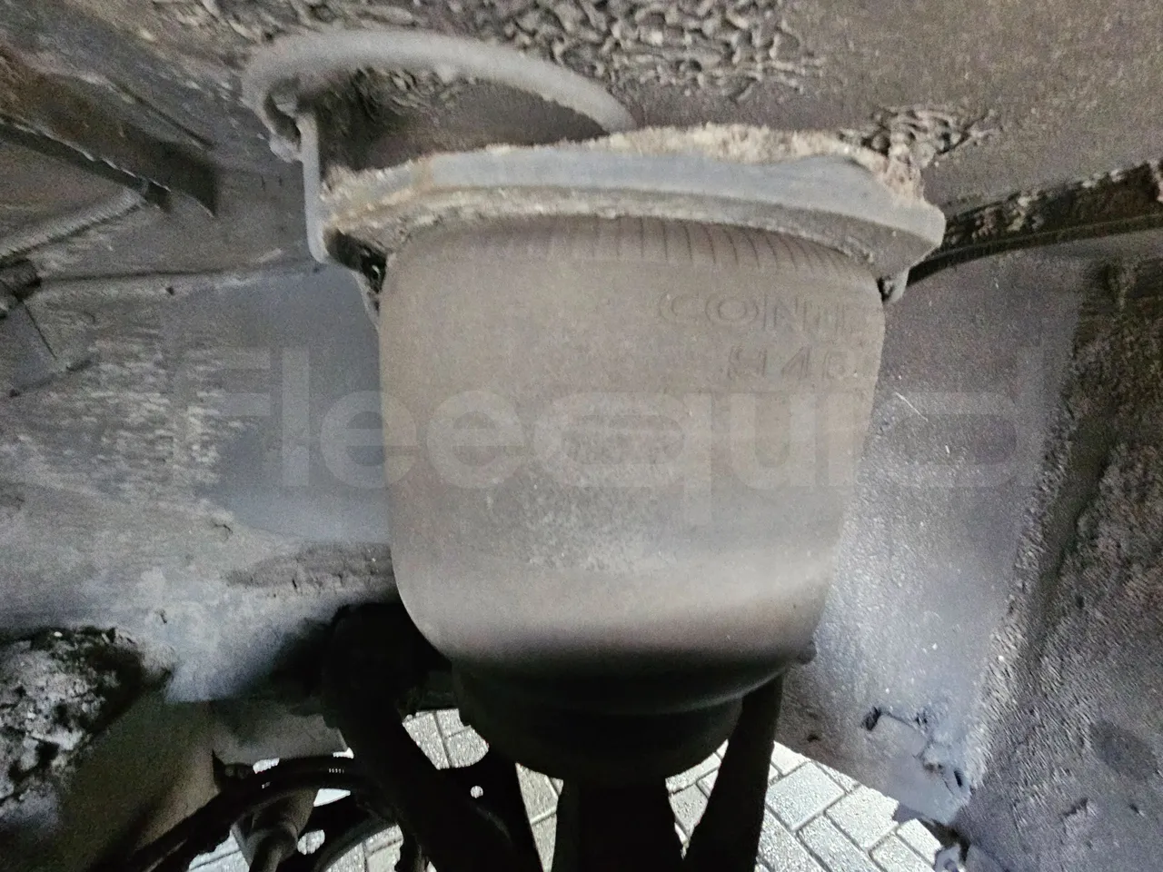 Setra S517 410 03 -EUR6-315kW -13.94m - axle 3 air springs 1 left