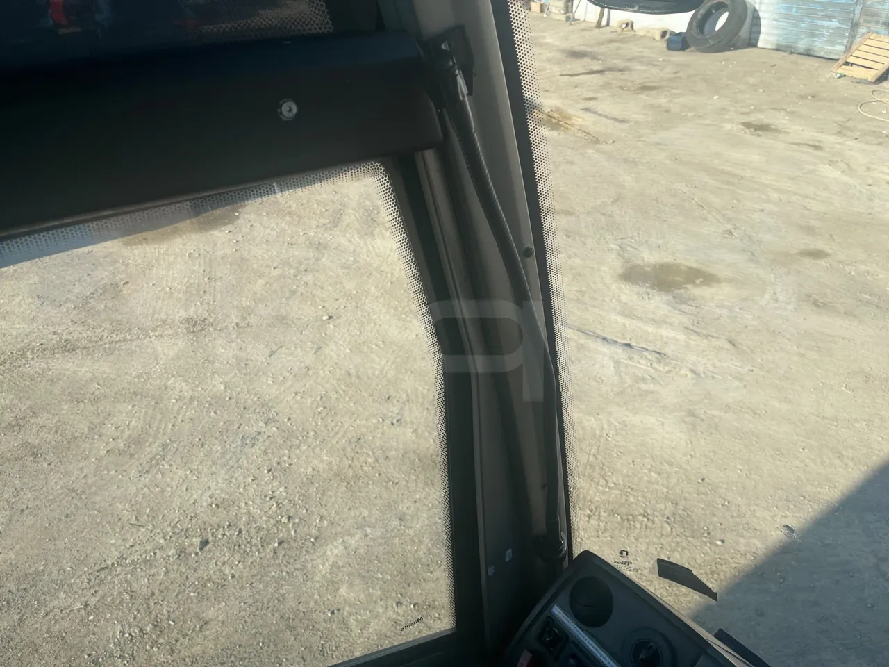 Man Noge TITANIUM - Euro4 - 353kW - 13.980mt - driver microphone accessories photo