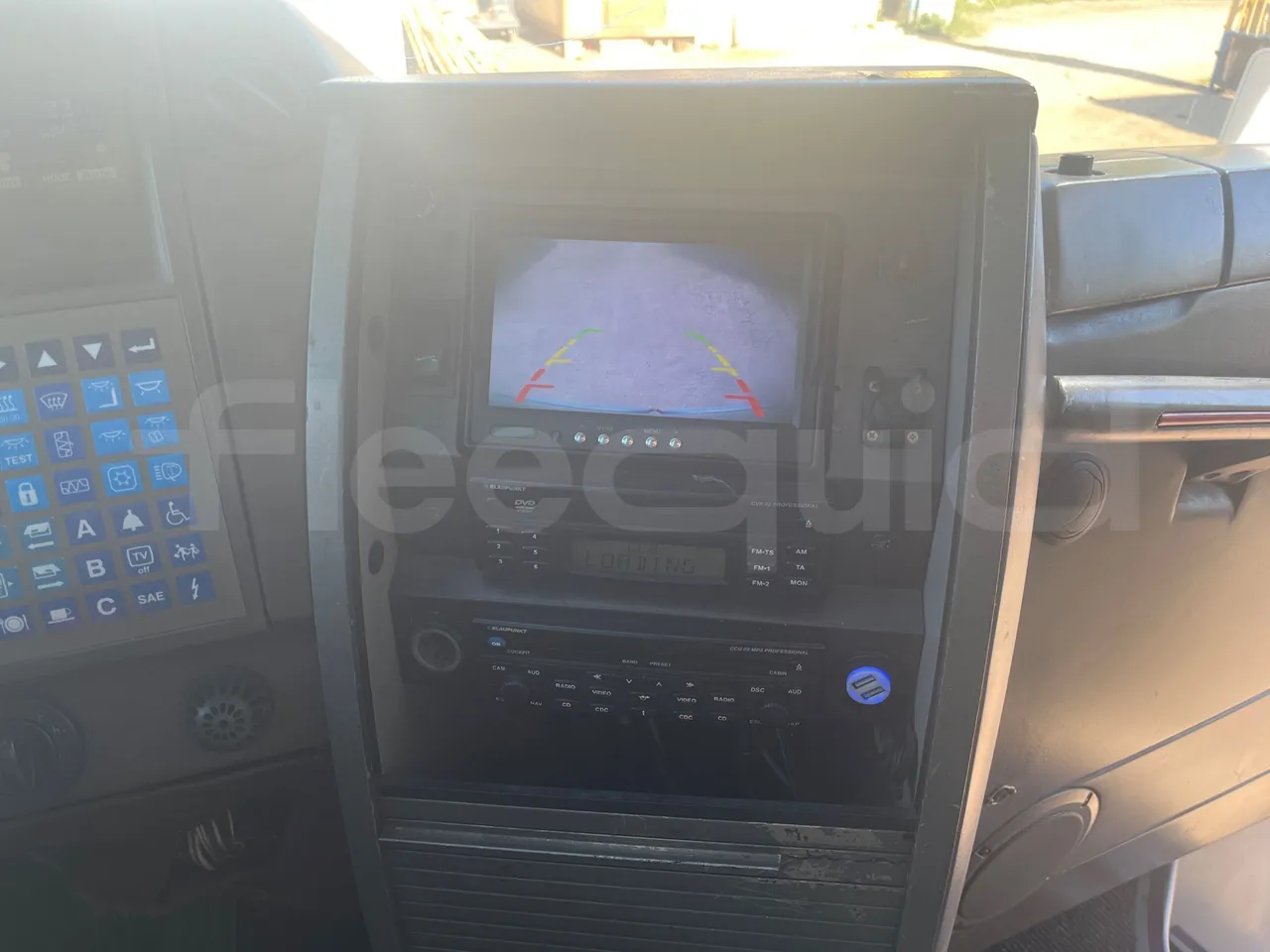 Man Noge TITANIUM - Euro4 - 353kW - 13.980mt - radio accessories photo