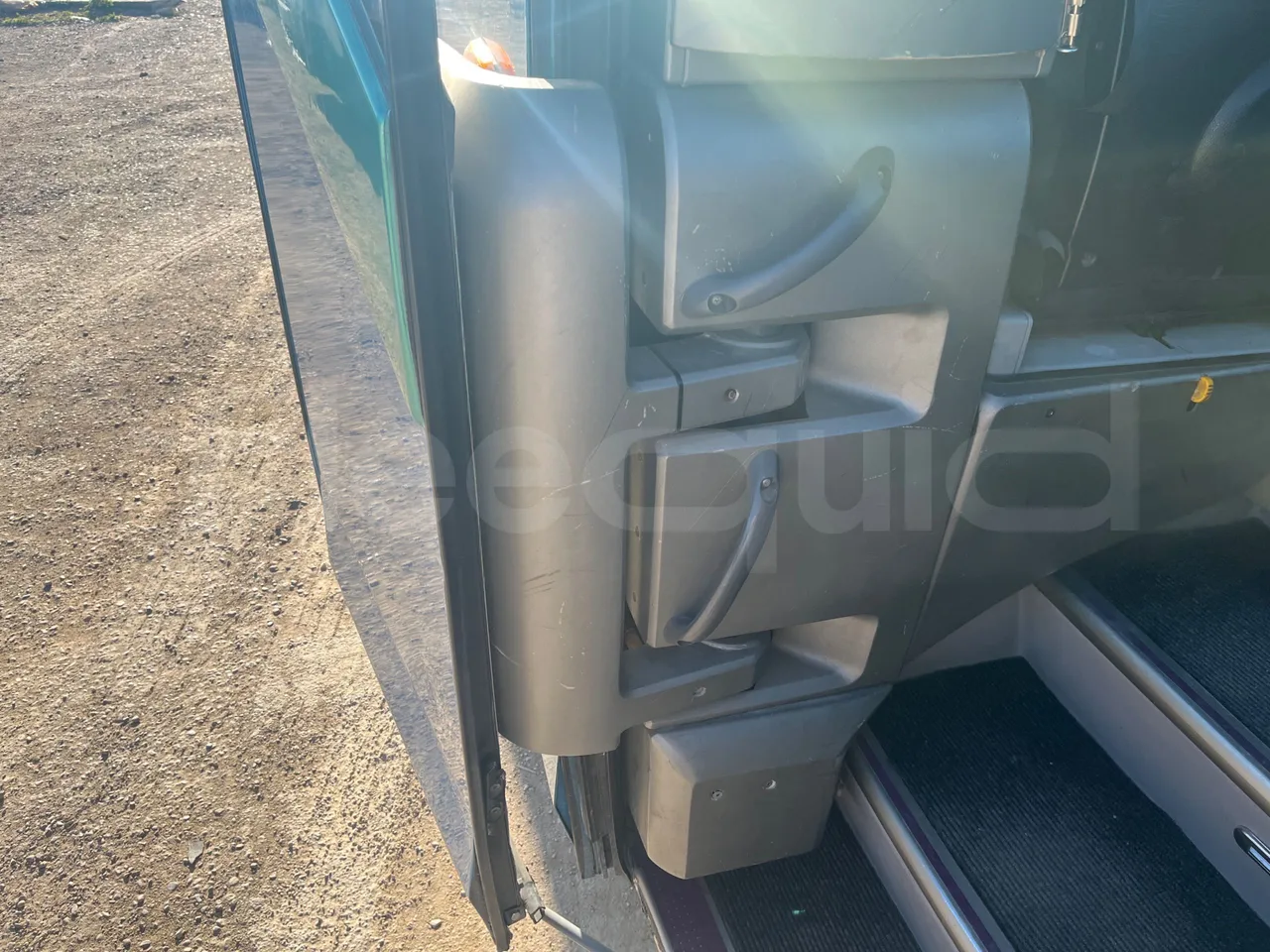 Man Noge TITANIUM - Euro4 - 353kW - 13.980mt - door mechanism photo